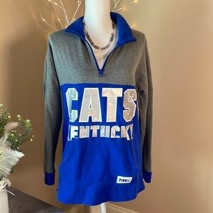 Kentucky Wildcats, size XS, quarter zip sweatshirt, front hand pockets.